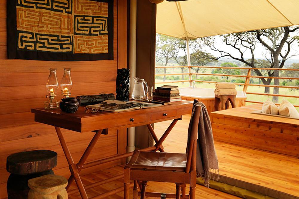 Arbeitsplatz, Serengeti Bushtops Camp, Tansania Flitterwochen