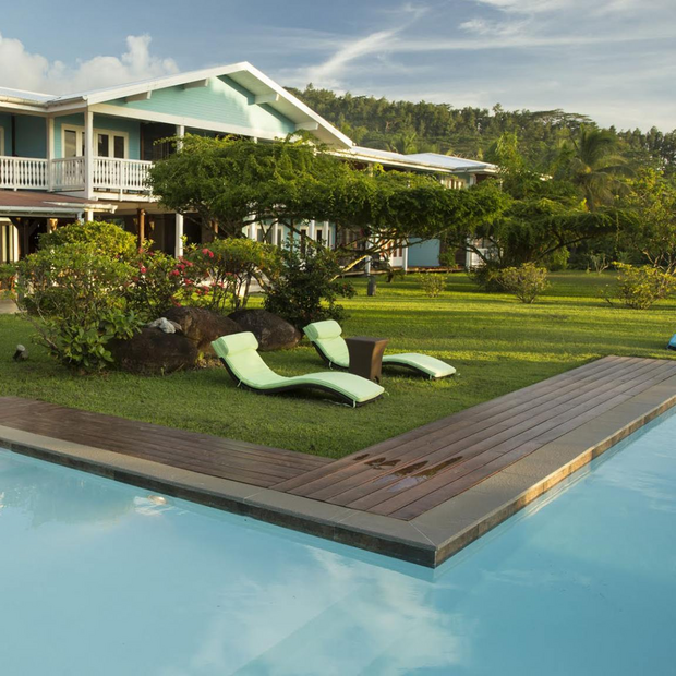 Außenansicht, Raiatea Lodge Hotel, Südsee Flitterwochen