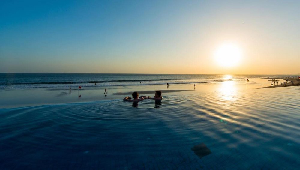 Infinity Pool, The Legian Bali, Indonesien Flitterwochen
