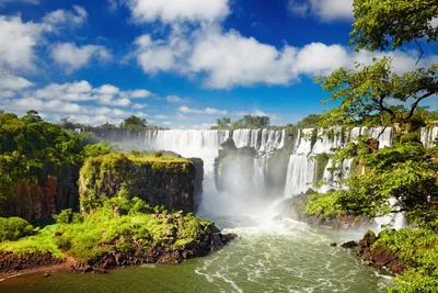 Mächtige Iguazu Wasserfälle, Argentinien Hochzeitsreise, Natur Pur