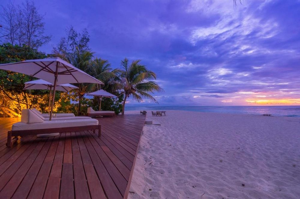 Sonnenuntergang, Denis Private Island, Seychellen Flitterwochen