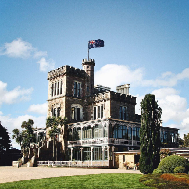Willkommen im Larnach Castle & Gardens, Dunedin, Neuseeland Reise